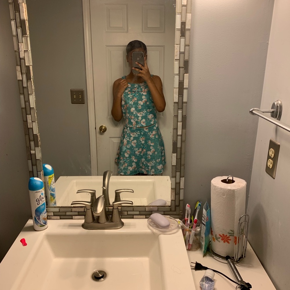 2 piece set . - Picture 5 of 7